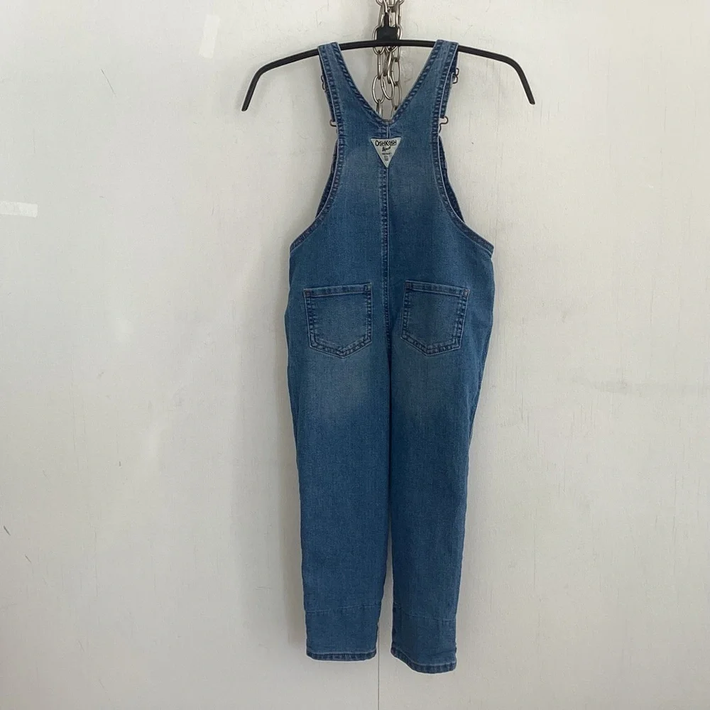 Osh Kosh light wash medium weight denim overalls with front + back logos Sz 5t